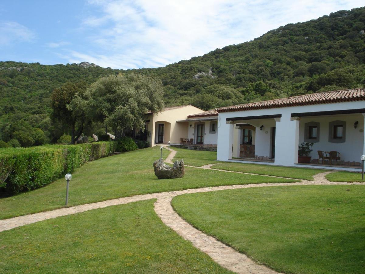 Hotel Valkarana Country Relais (Adults Only) Sant'Antonio di Gallura Exterior foto