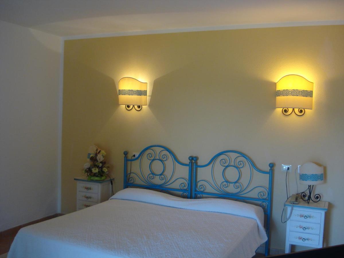 Hotel Valkarana Country Relais (Adults Only) Sant'Antonio di Gallura Exterior foto