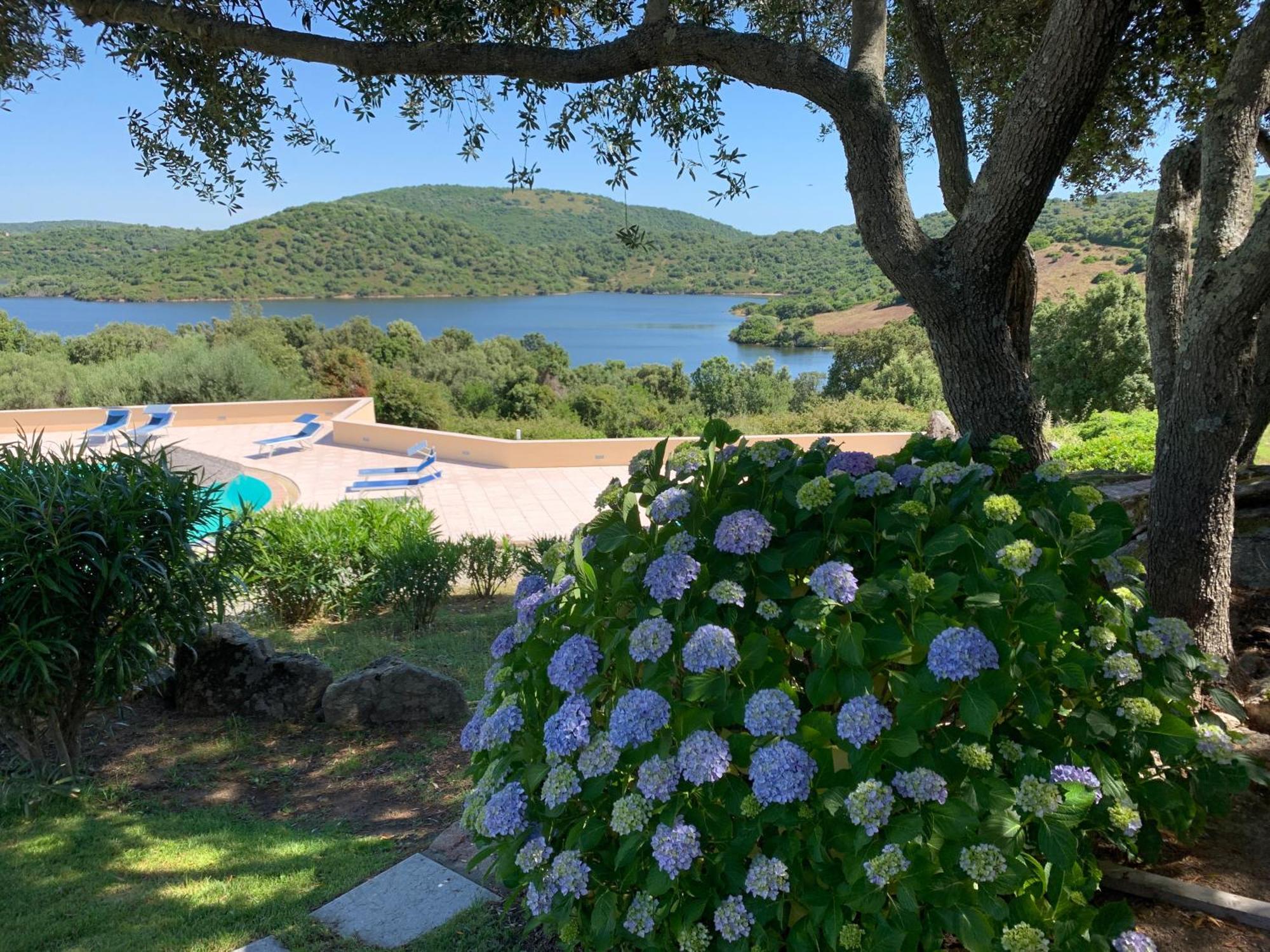 Hotel Valkarana Country Relais (Adults Only) Sant'Antonio di Gallura Exterior foto